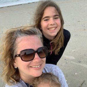 Meet your Posher, Janet l